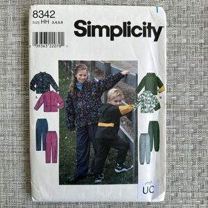 Simplicity SEWING PATTERN 8342 Boys Girl Sweatsuit Jacket Hood Hoodie Size 3-6